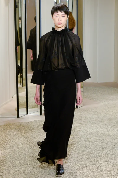 Look 49